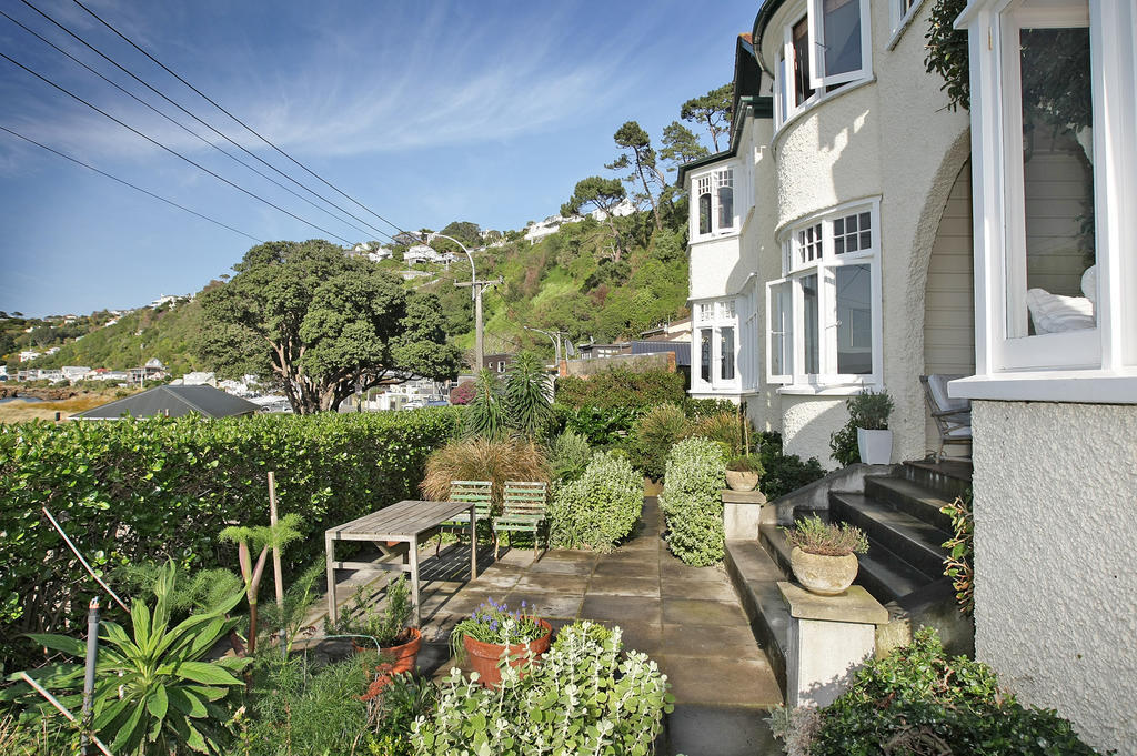 Beachfront Wellington Bed And Breakfast Kültér fotó